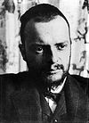https://upload.wikimedia.org/wikipedia/commons/thumb/6/6e/Paul_Klee_1911.jpg/100px-Paul_Klee_1911.jpg